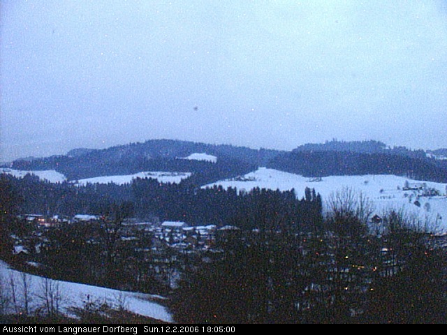 Webcam-Bild: Aussicht vom Dorfberg in Langnau 20060212-180500