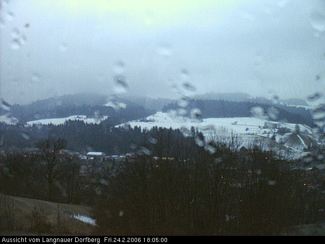 Webcam-Bild: Aussicht vom Dorfberg in Langnau 20060224-180500