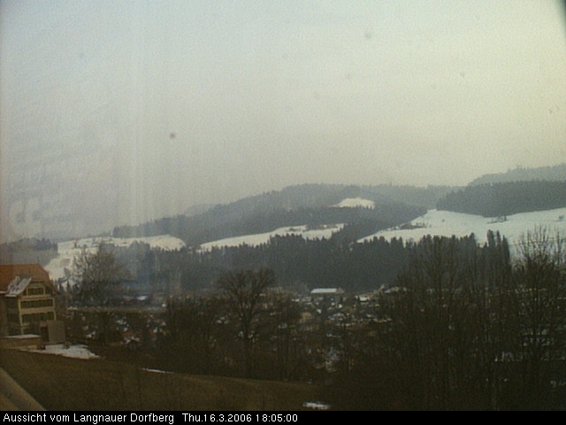 Webcam-Bild: Aussicht vom Dorfberg in Langnau 20060316-180500