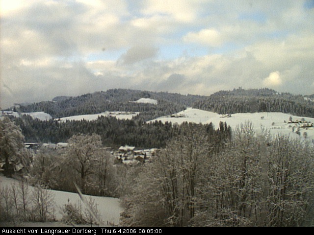 Webcam-Bild: Aussicht vom Dorfberg in Langnau 20060406-080500