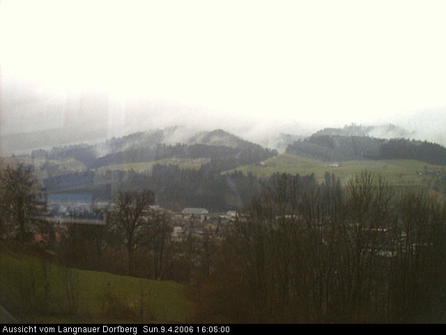 Webcam-Bild: Aussicht vom Dorfberg in Langnau 20060409-160500