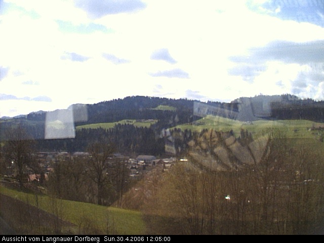 Webcam-Bild: Aussicht vom Dorfberg in Langnau 20060430-120500