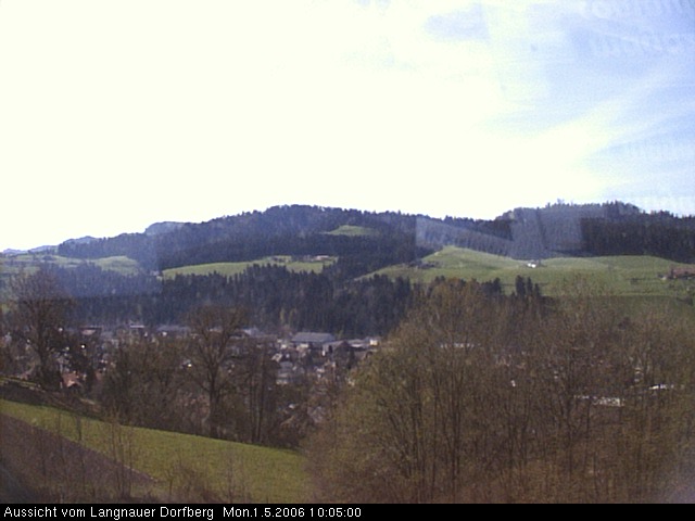 Webcam-Bild: Aussicht vom Dorfberg in Langnau 20060501-100500