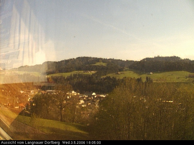 Webcam-Bild: Aussicht vom Dorfberg in Langnau 20060503-180500