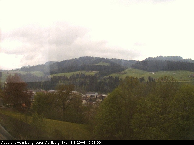 Webcam-Bild: Aussicht vom Dorfberg in Langnau 20060508-100500