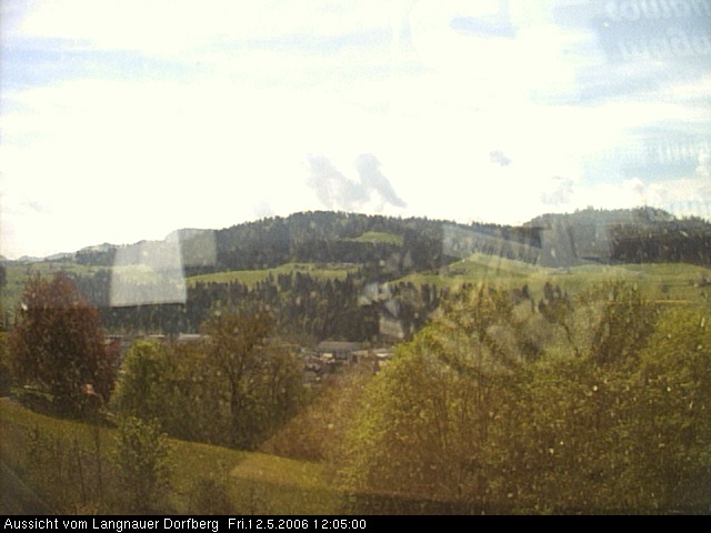 Webcam-Bild: Aussicht vom Dorfberg in Langnau 20060512-120500