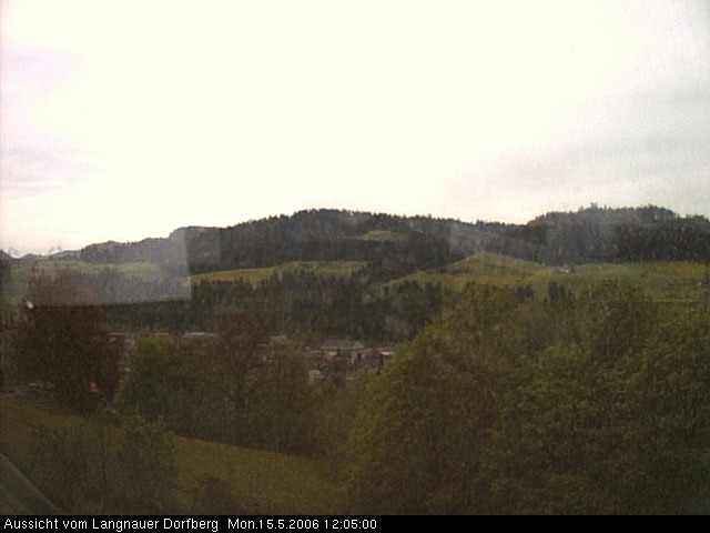 Webcam-Bild: Aussicht vom Dorfberg in Langnau 20060515-120500