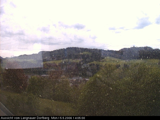 Webcam-Bild: Aussicht vom Dorfberg in Langnau 20060515-140500