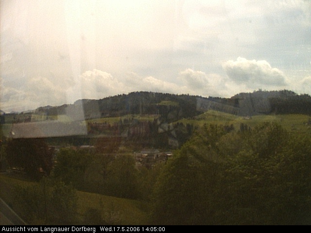 Webcam-Bild: Aussicht vom Dorfberg in Langnau 20060517-140500