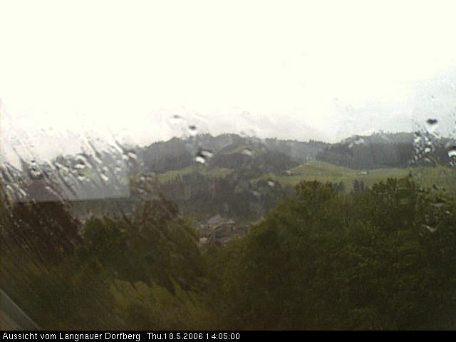 Webcam-Bild: Aussicht vom Dorfberg in Langnau 20060518-140500