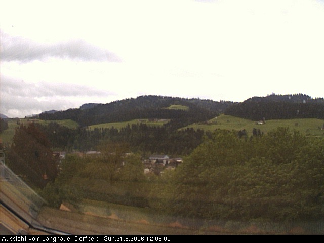 Webcam-Bild: Aussicht vom Dorfberg in Langnau 20060521-120500