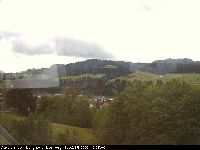 Webcam-Bild: Aussicht vom Dorfberg in Langnau 20060523-120500