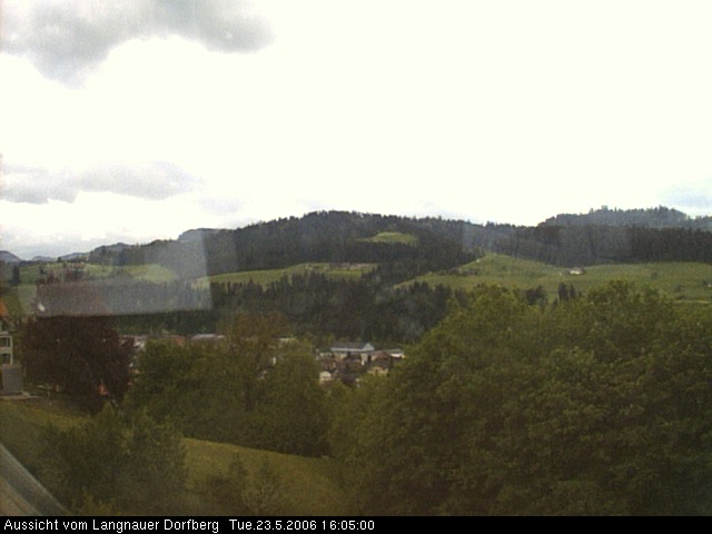 Webcam-Bild: Aussicht vom Dorfberg in Langnau 20060523-160500