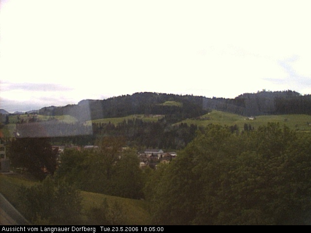 Webcam-Bild: Aussicht vom Dorfberg in Langnau 20060523-180500