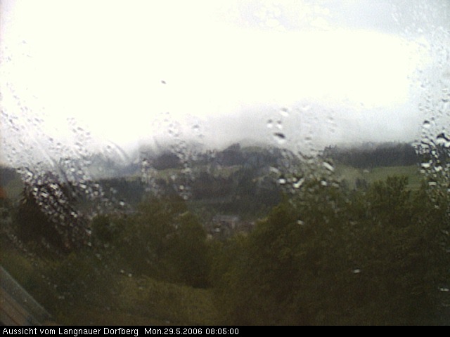 Webcam-Bild: Aussicht vom Dorfberg in Langnau 20060529-080500