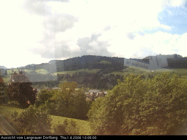 Webcam-Bild: Aussicht vom Dorfberg in Langnau 20060601-100500