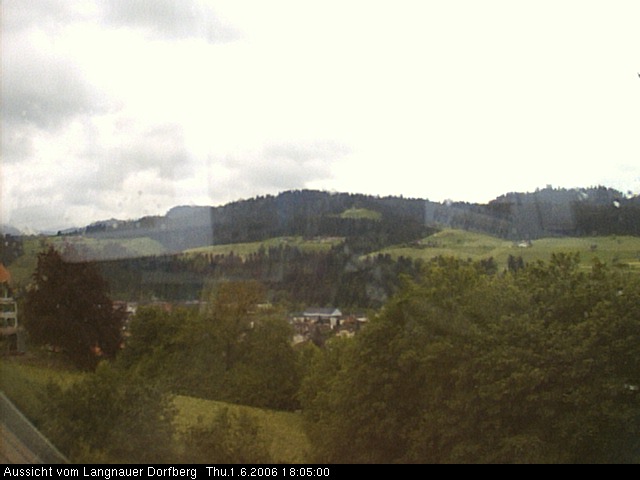 Webcam-Bild: Aussicht vom Dorfberg in Langnau 20060601-180500
