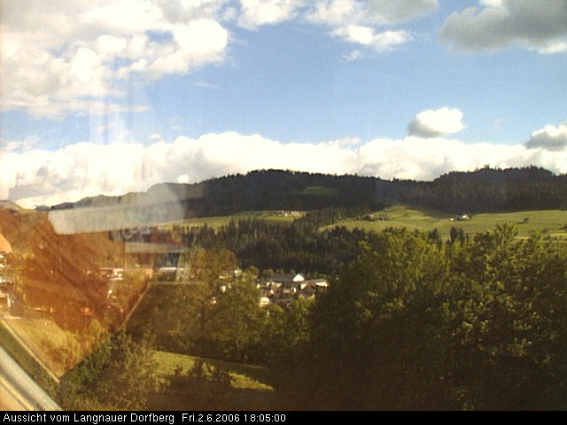Webcam-Bild: Aussicht vom Dorfberg in Langnau 20060602-180500
