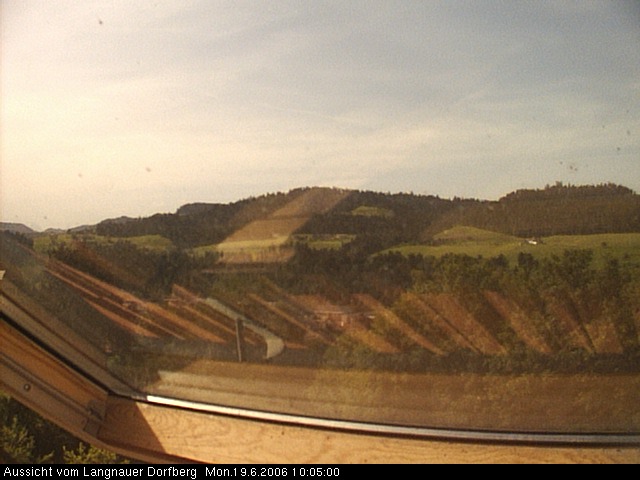 Webcam-Bild: Aussicht vom Dorfberg in Langnau 20060619-100500