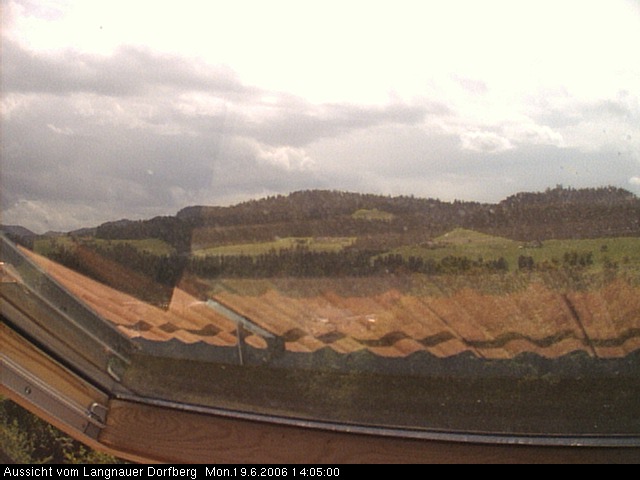 Webcam-Bild: Aussicht vom Dorfberg in Langnau 20060619-140500