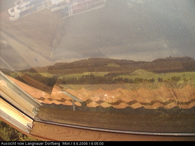 Webcam-Bild: Aussicht vom Dorfberg in Langnau 20060619-160500