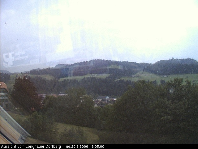 Webcam-Bild: Aussicht vom Dorfberg in Langnau 20060620-160500