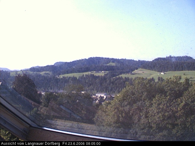 Webcam-Bild: Aussicht vom Dorfberg in Langnau 20060623-080500