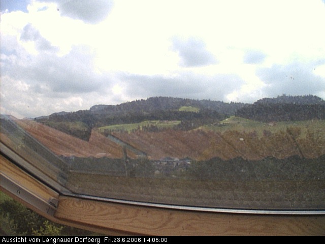Webcam-Bild: Aussicht vom Dorfberg in Langnau 20060623-140500