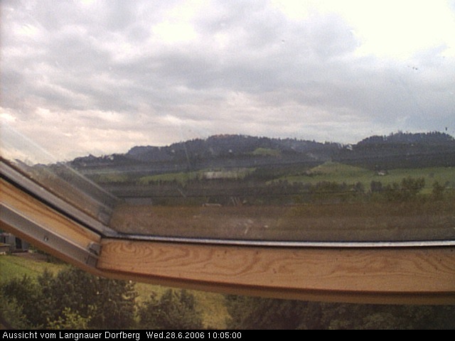 Webcam-Bild: Aussicht vom Dorfberg in Langnau 20060628-100500