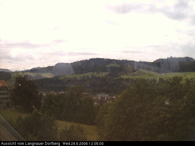 Webcam-Bild: Aussicht vom Dorfberg in Langnau 20060628-120500