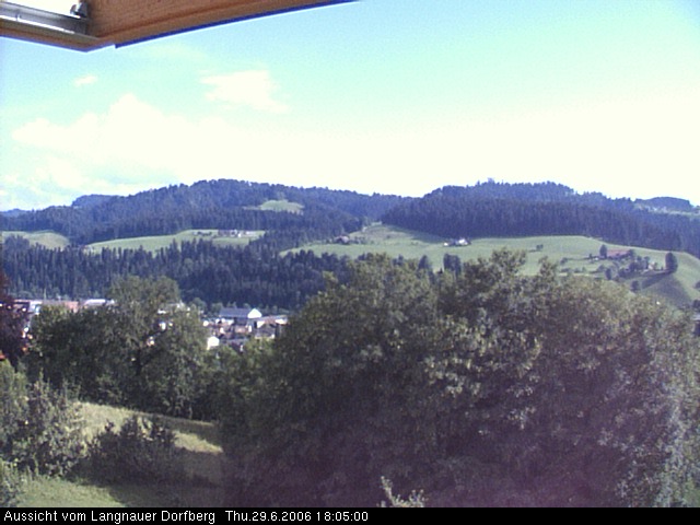 Webcam-Bild: Aussicht vom Dorfberg in Langnau 20060629-180500
