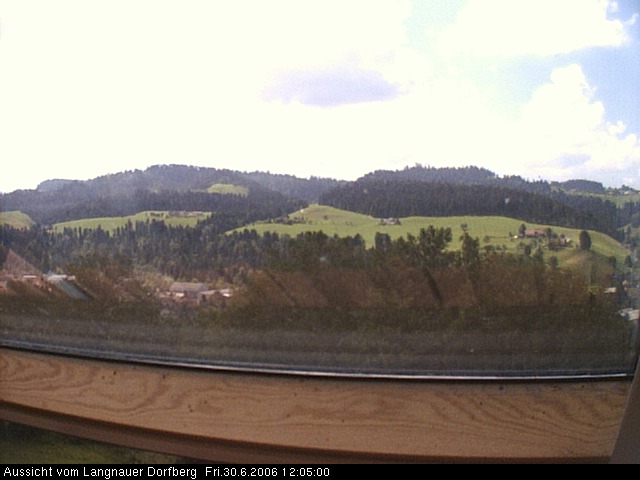 Webcam-Bild: Aussicht vom Dorfberg in Langnau 20060630-120500