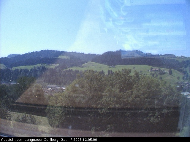 Webcam-Bild: Aussicht vom Dorfberg in Langnau 20060701-120500