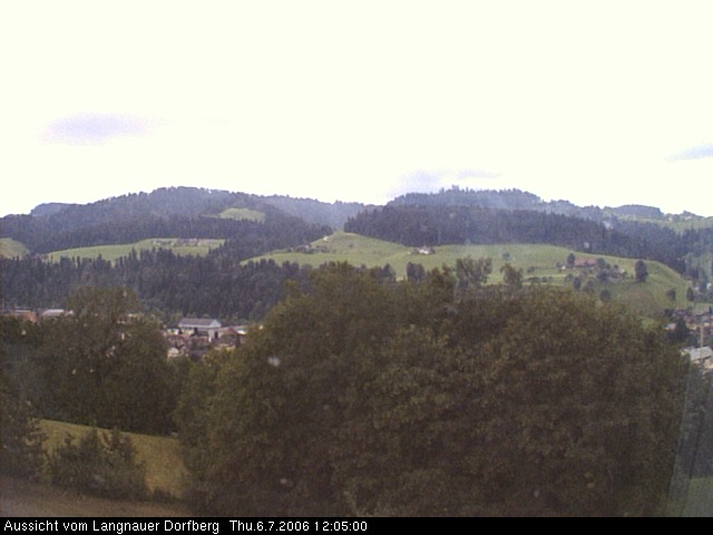 Webcam-Bild: Aussicht vom Dorfberg in Langnau 20060706-120500