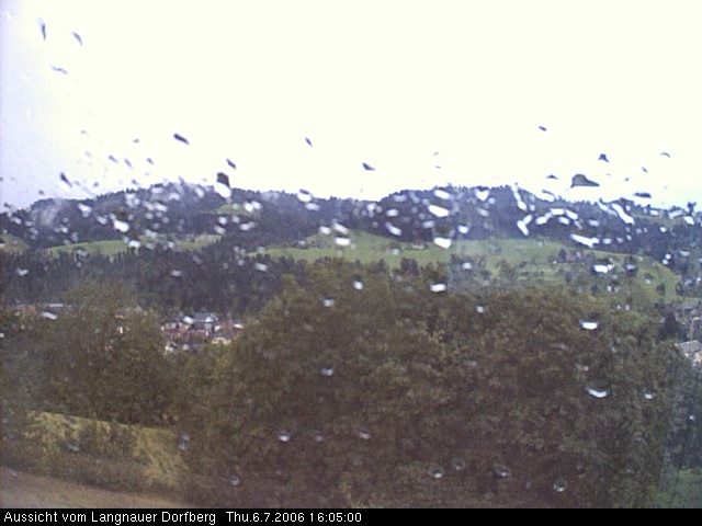 Webcam-Bild: Aussicht vom Dorfberg in Langnau 20060706-160500