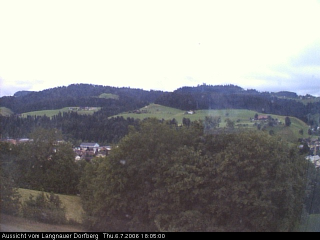 Webcam-Bild: Aussicht vom Dorfberg in Langnau 20060706-180500