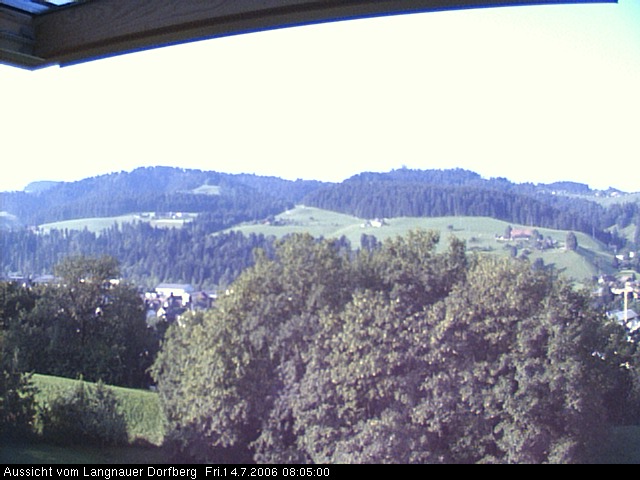 Webcam-Bild: Aussicht vom Dorfberg in Langnau 20060714-080500