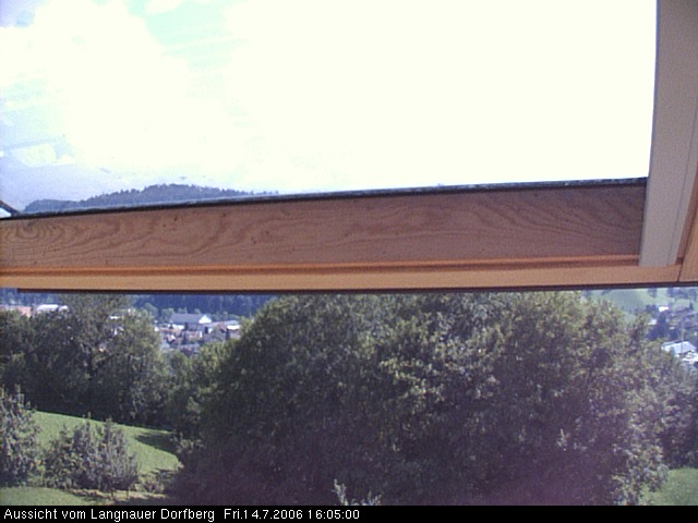 Webcam-Bild: Aussicht vom Dorfberg in Langnau 20060714-160500