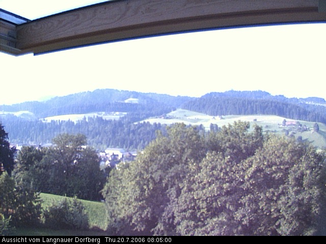 Webcam-Bild: Aussicht vom Dorfberg in Langnau 20060720-080500
