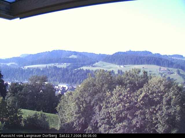 Webcam-Bild: Aussicht vom Dorfberg in Langnau 20060722-080500