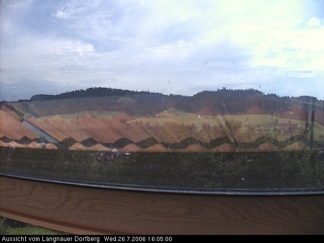 Webcam-Bild: Aussicht vom Dorfberg in Langnau 20060726-160500