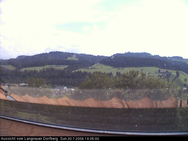 Webcam-Bild: Aussicht vom Dorfberg in Langnau 20060730-160500