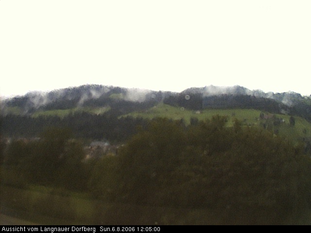 Webcam-Bild: Aussicht vom Dorfberg in Langnau 20060806-120500