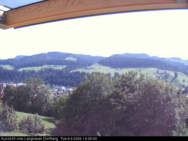 Webcam-Bild: Aussicht vom Dorfberg in Langnau 20060808-160500