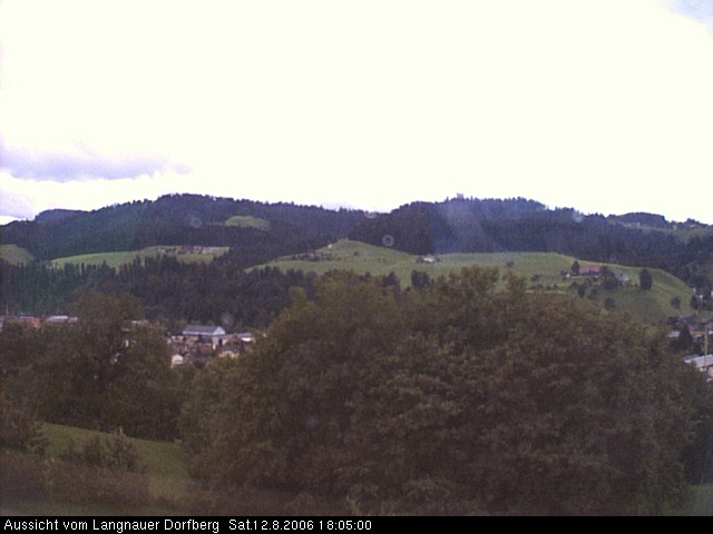 Webcam-Bild: Aussicht vom Dorfberg in Langnau 20060812-180500