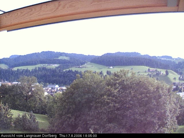 Webcam-Bild: Aussicht vom Dorfberg in Langnau 20060817-180500