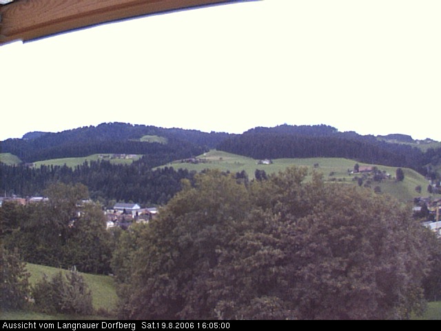 Webcam-Bild: Aussicht vom Dorfberg in Langnau 20060819-160500