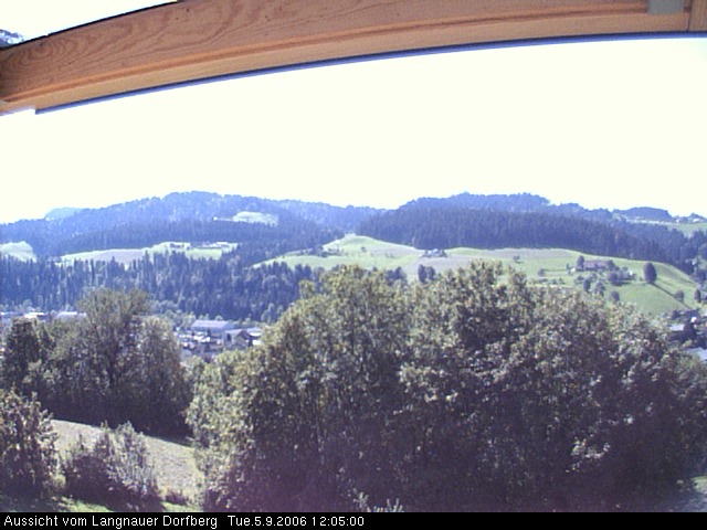 Webcam-Bild: Aussicht vom Dorfberg in Langnau 20060905-120500