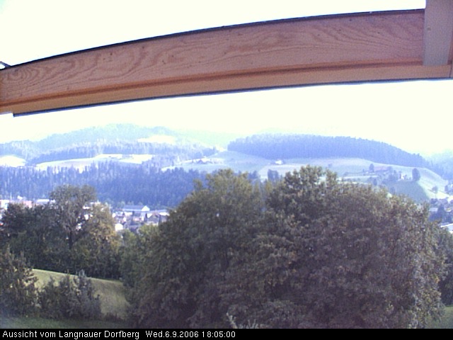 Webcam-Bild: Aussicht vom Dorfberg in Langnau 20060906-180500