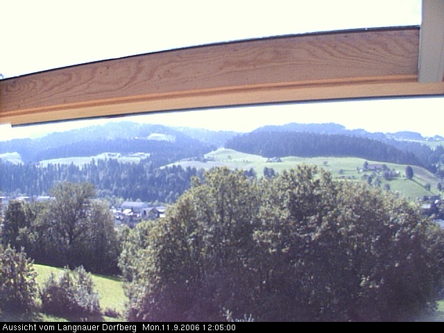 Webcam-Bild: Aussicht vom Dorfberg in Langnau 20060911-120500